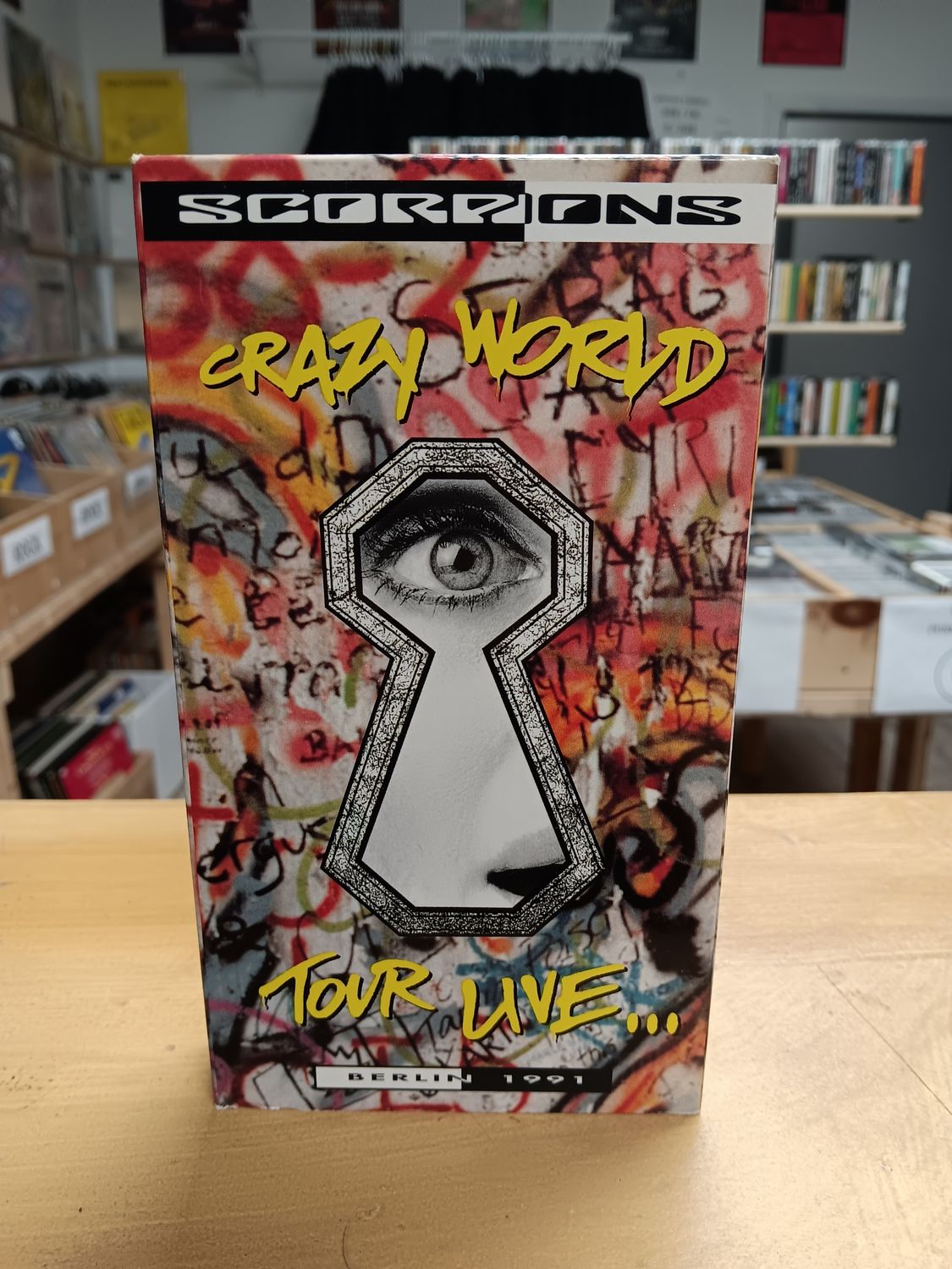 SCORPIONS - Crazy world Live Berlin (VHS)