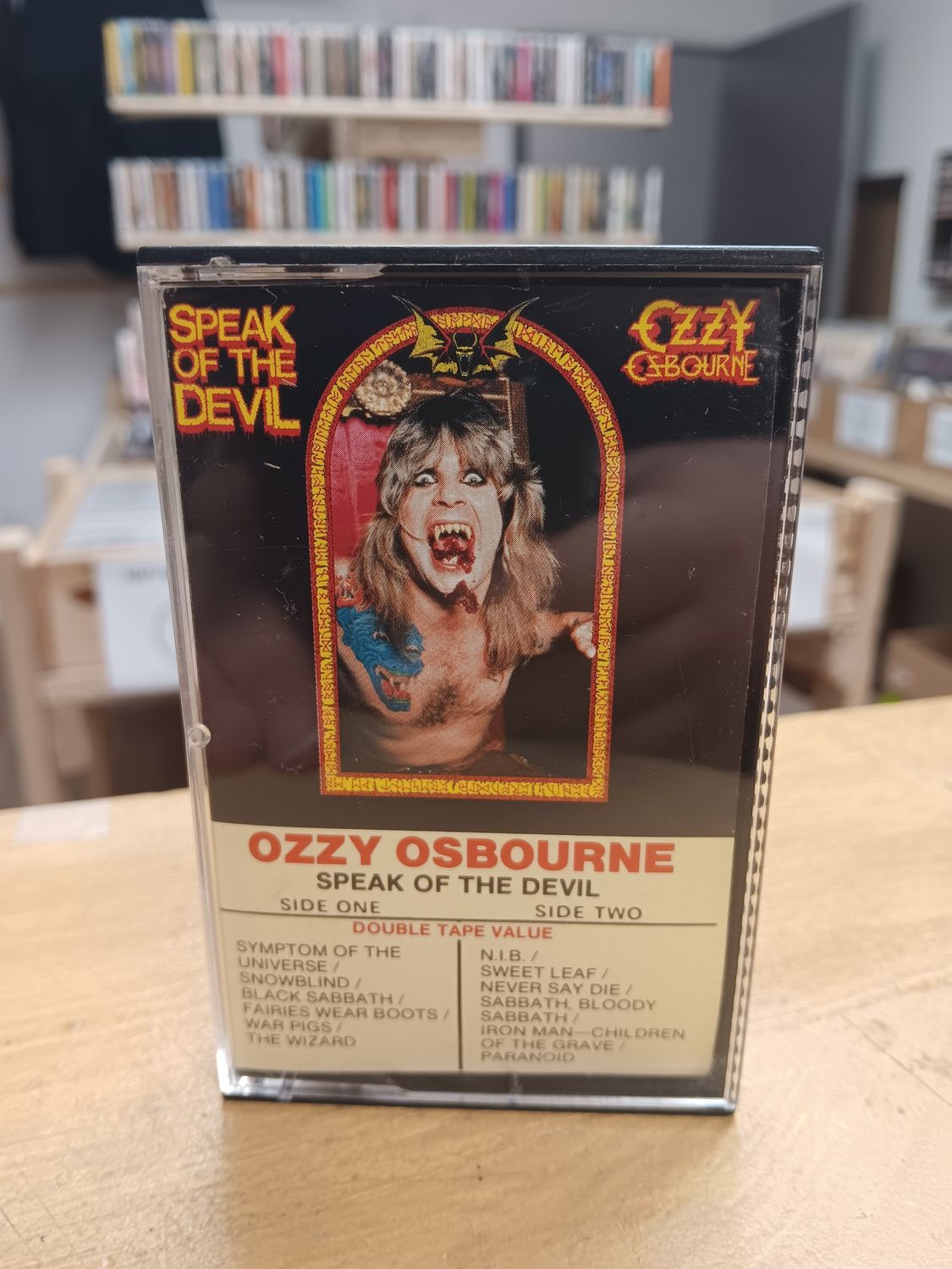 OZZY OSBOURNE - Speak of the devil (CASSETTE)