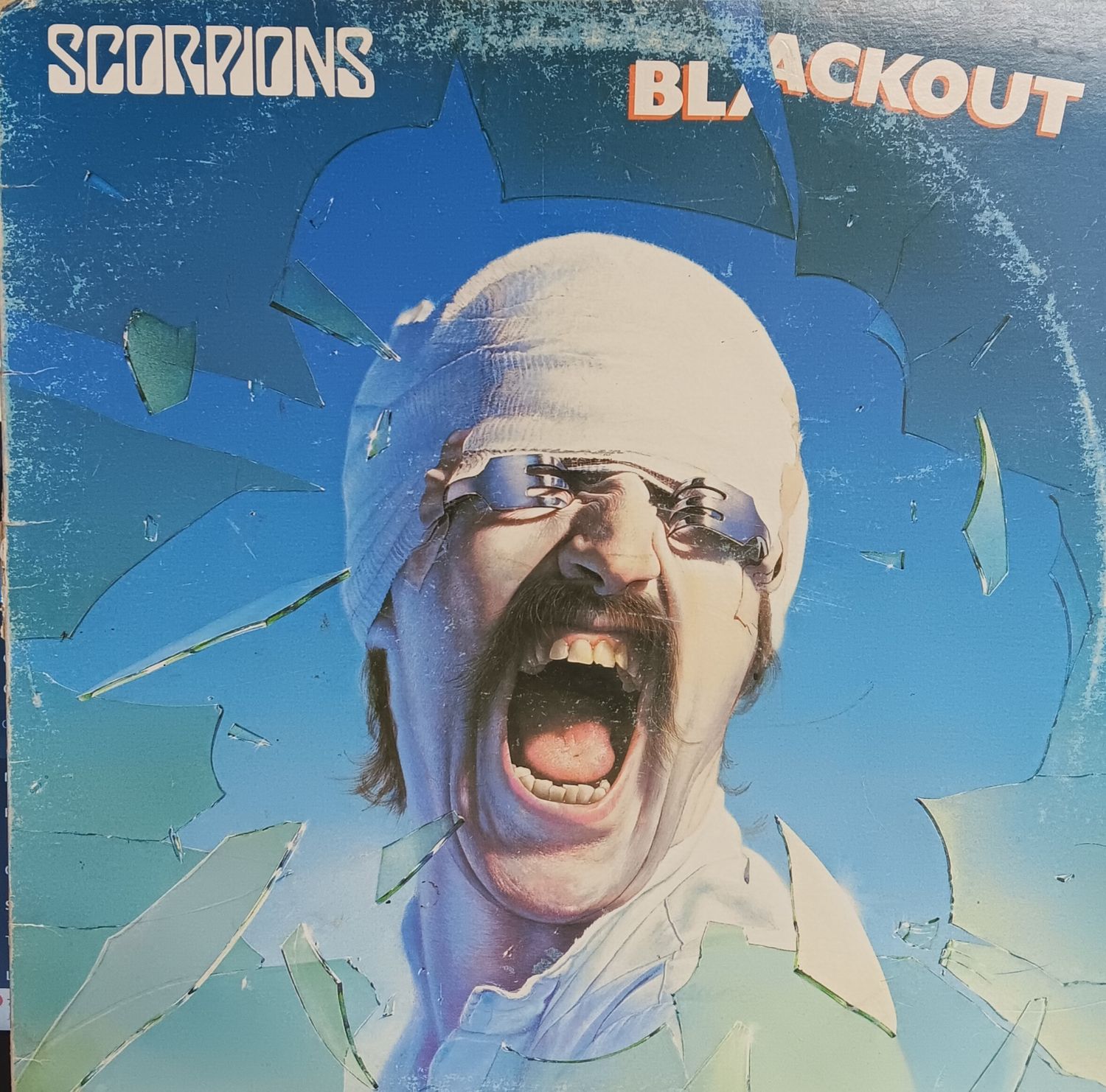 SCORPIONS - Blackout