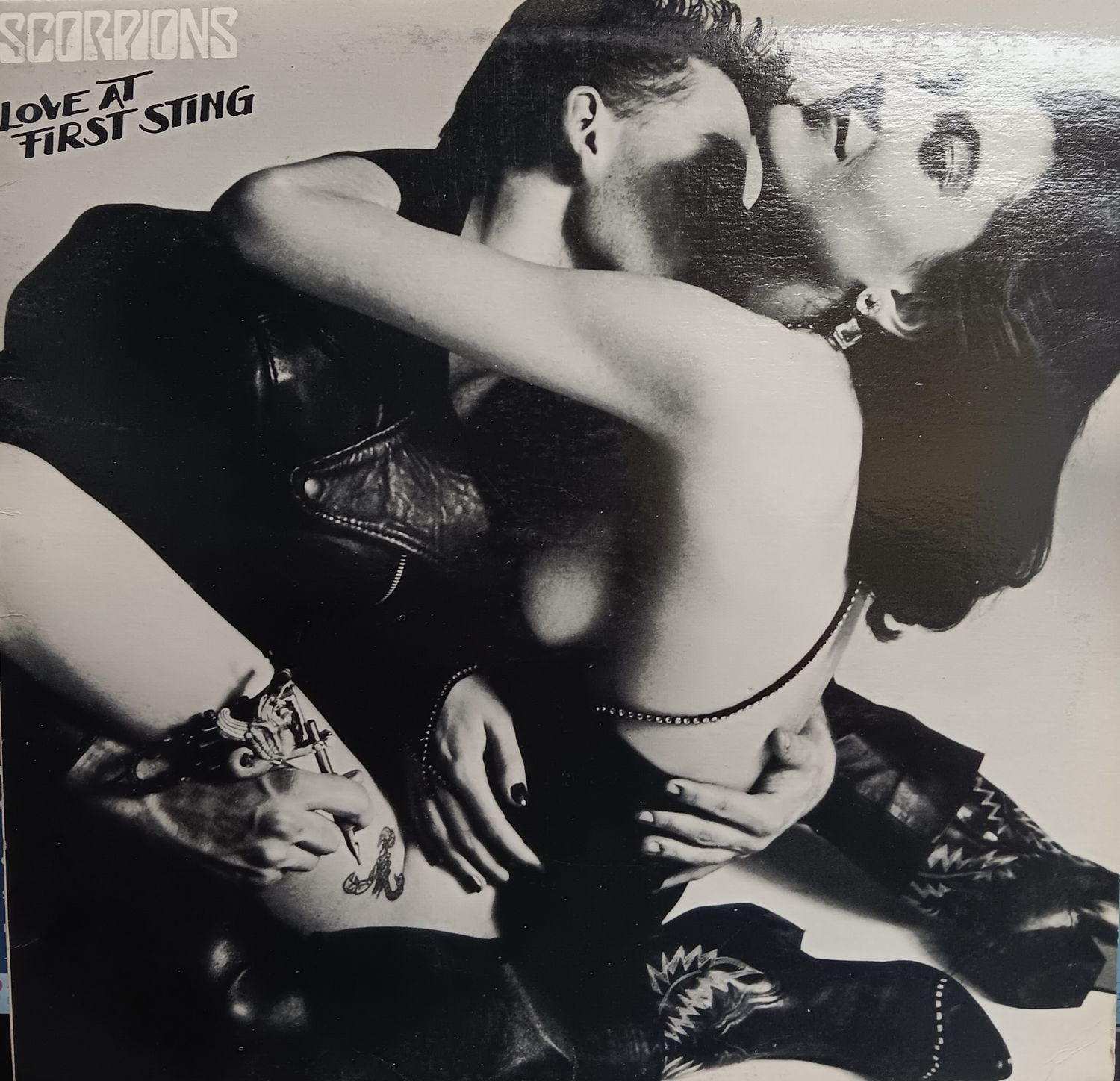 SCORPIONS - Love at first sting