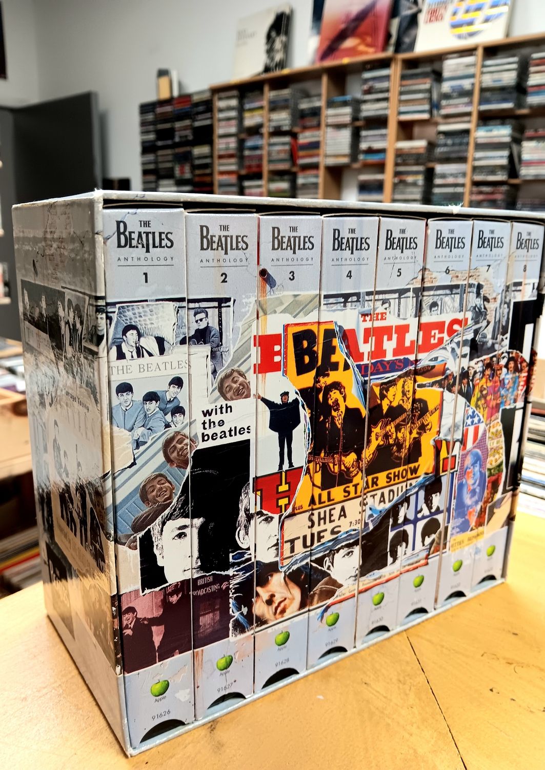 THE BEATLES - Anthology (VHS)