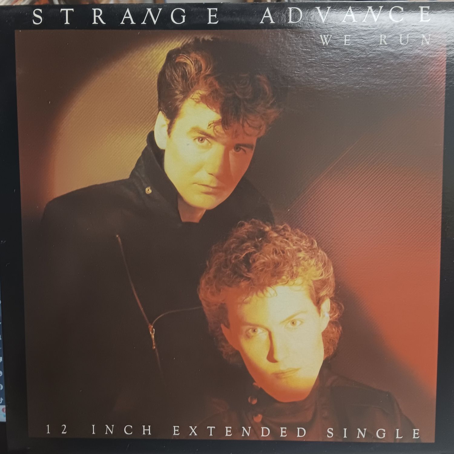 STRANGE ADVANCE - We run (MAXI)