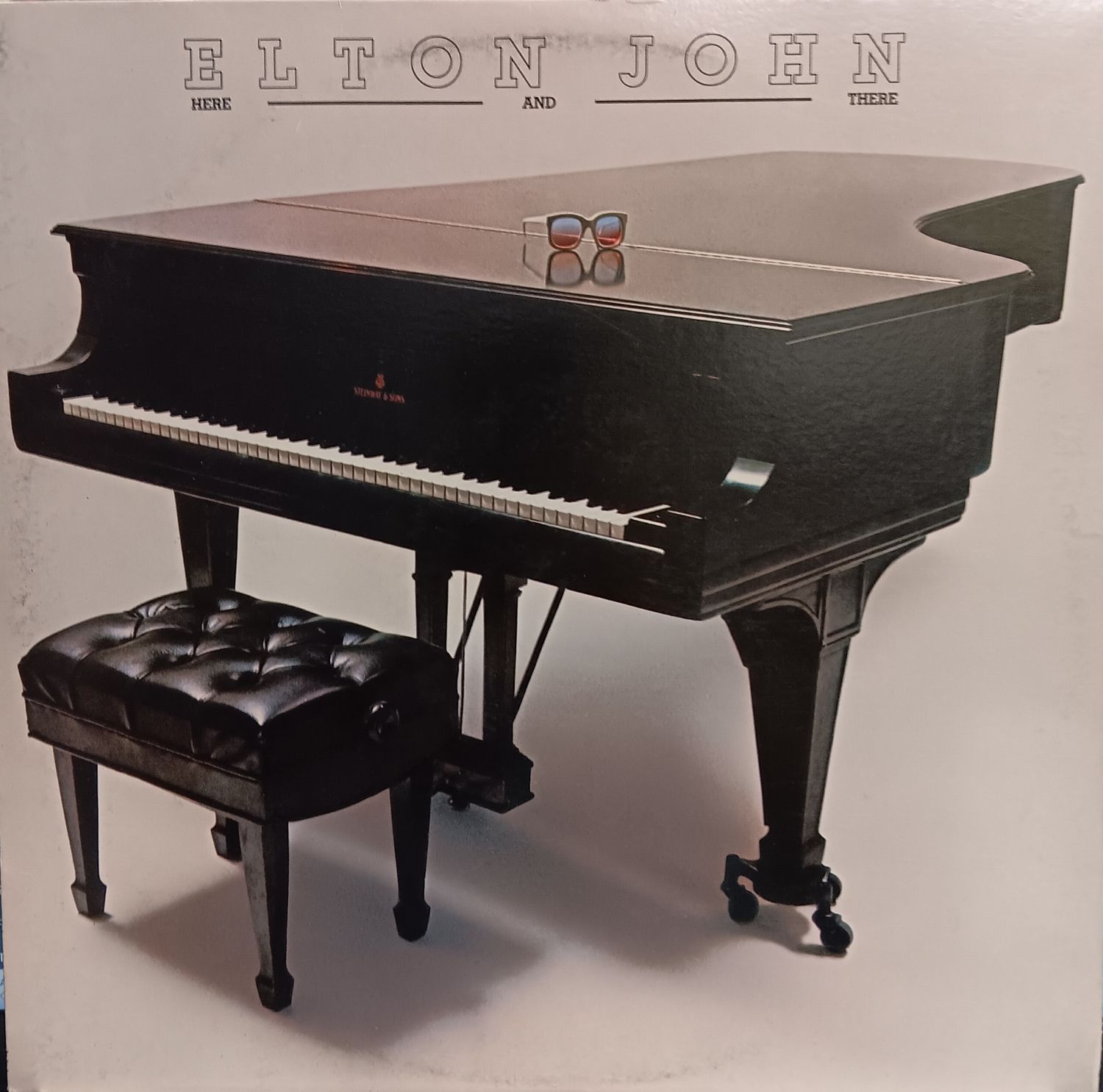 ELTON JOHN - Here and there