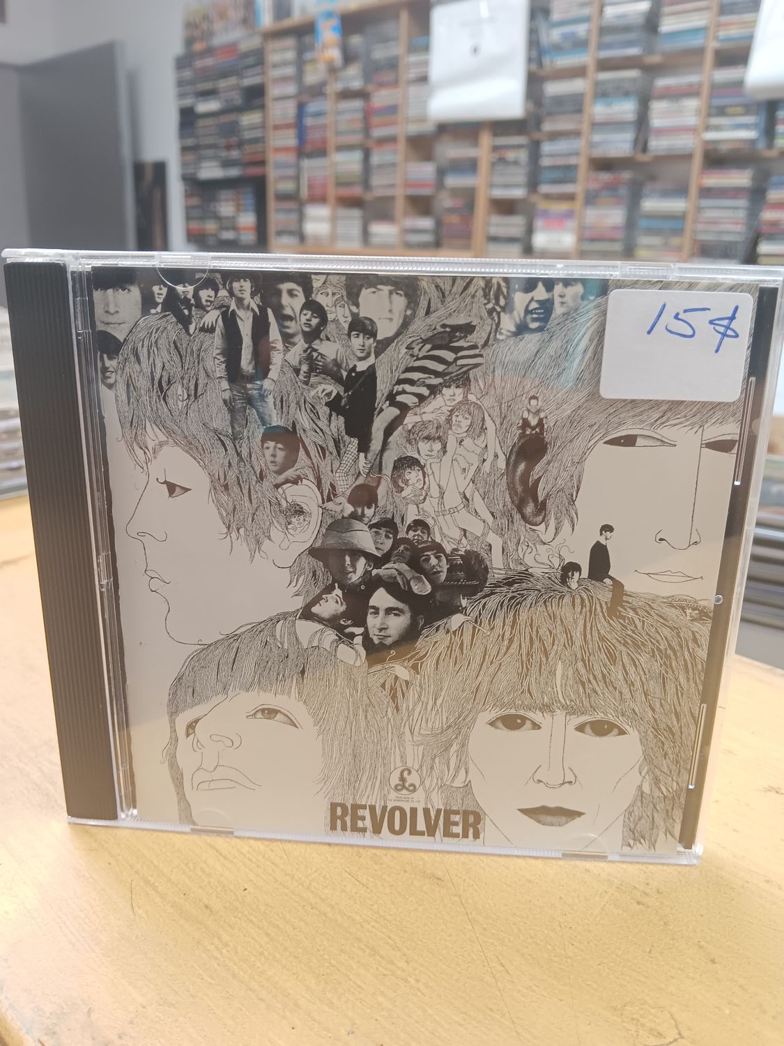 THE BEATLES - REVOLVER (CD)