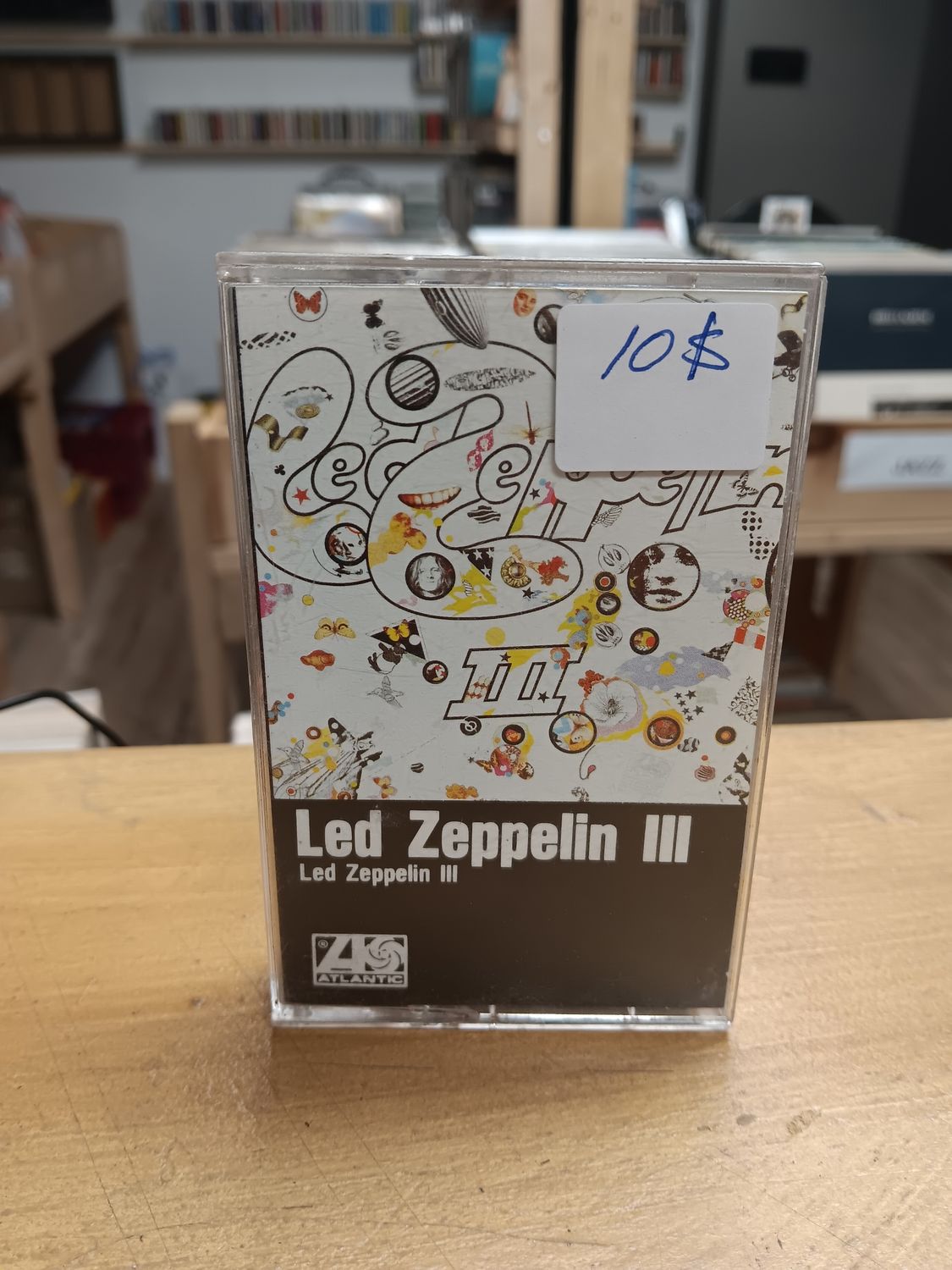 LED ZEPPELIN - Led Zeppelin III (Cassette)