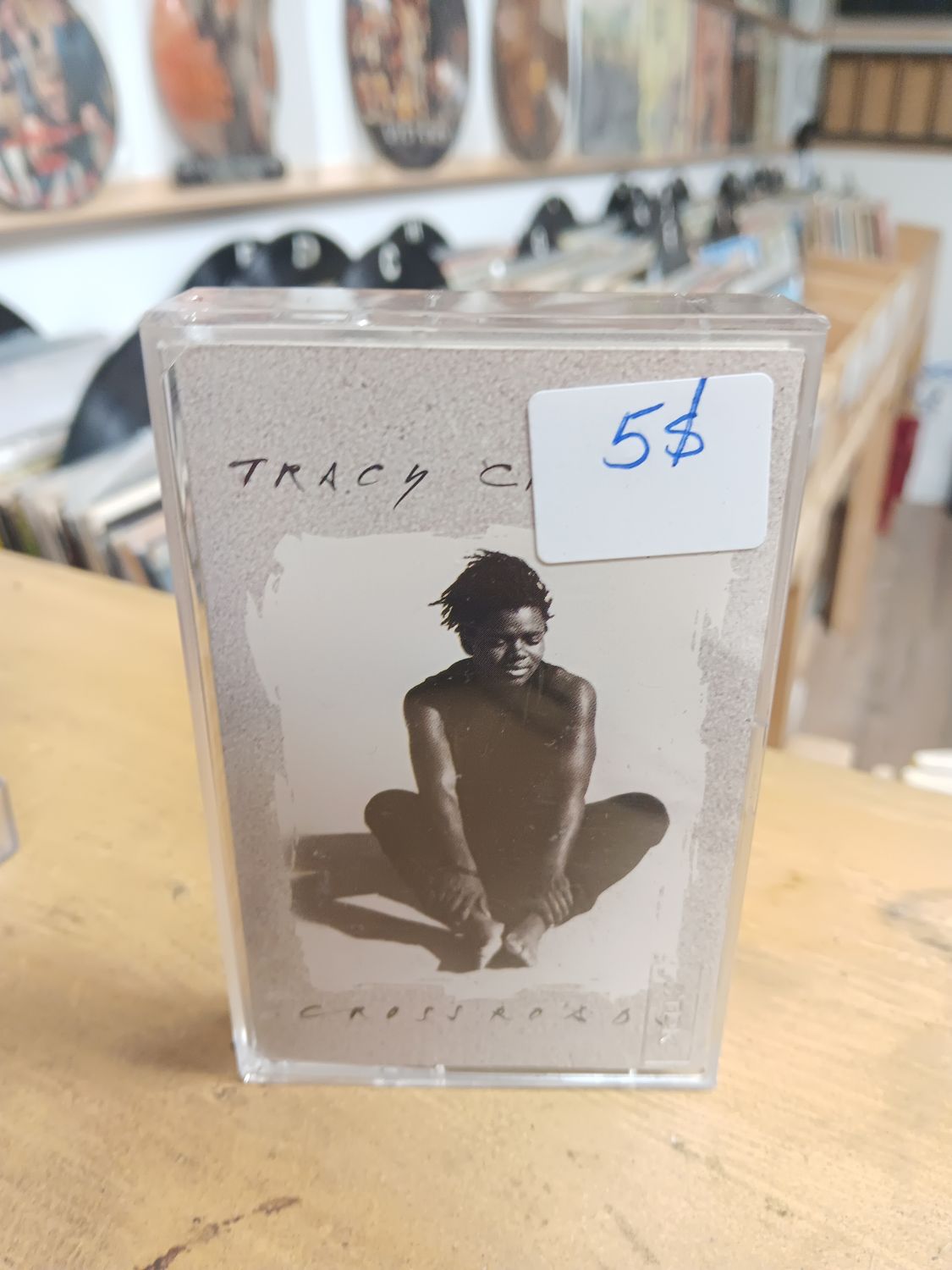 TRACY CHAPMAN - Crossroads (CASSETTE)