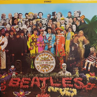 THE BEATLES - Sgt Pepper&#39;s Lonely Hearts Club Band (MARBRÉ)