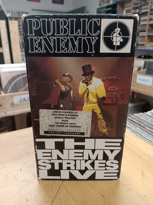 PUBLIC ENEMY - The Enemy Strikes Live (VHS)