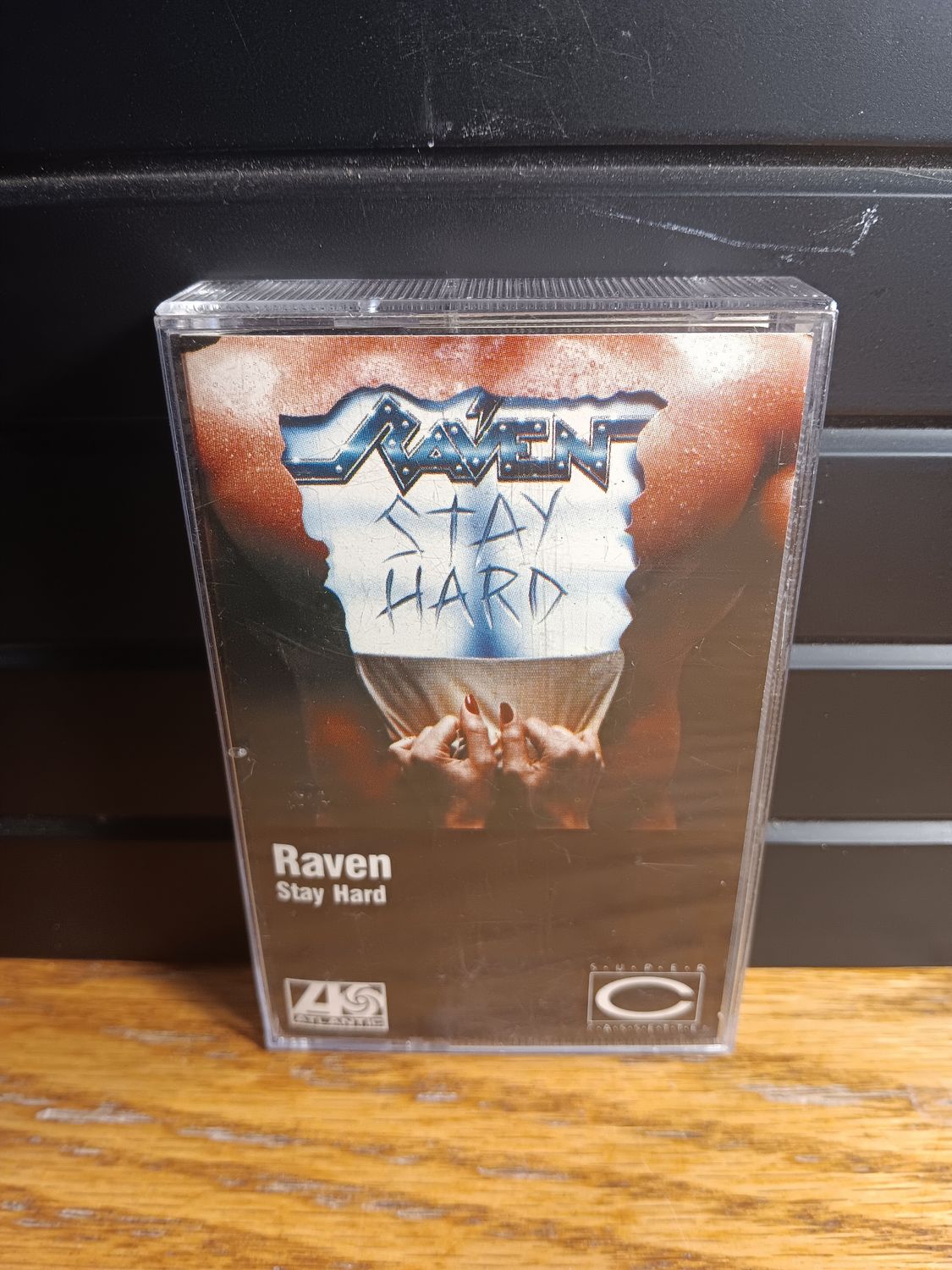 RAVEN - STAY HARD (CASSETTE)