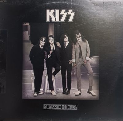 KISS - Dressed to kill