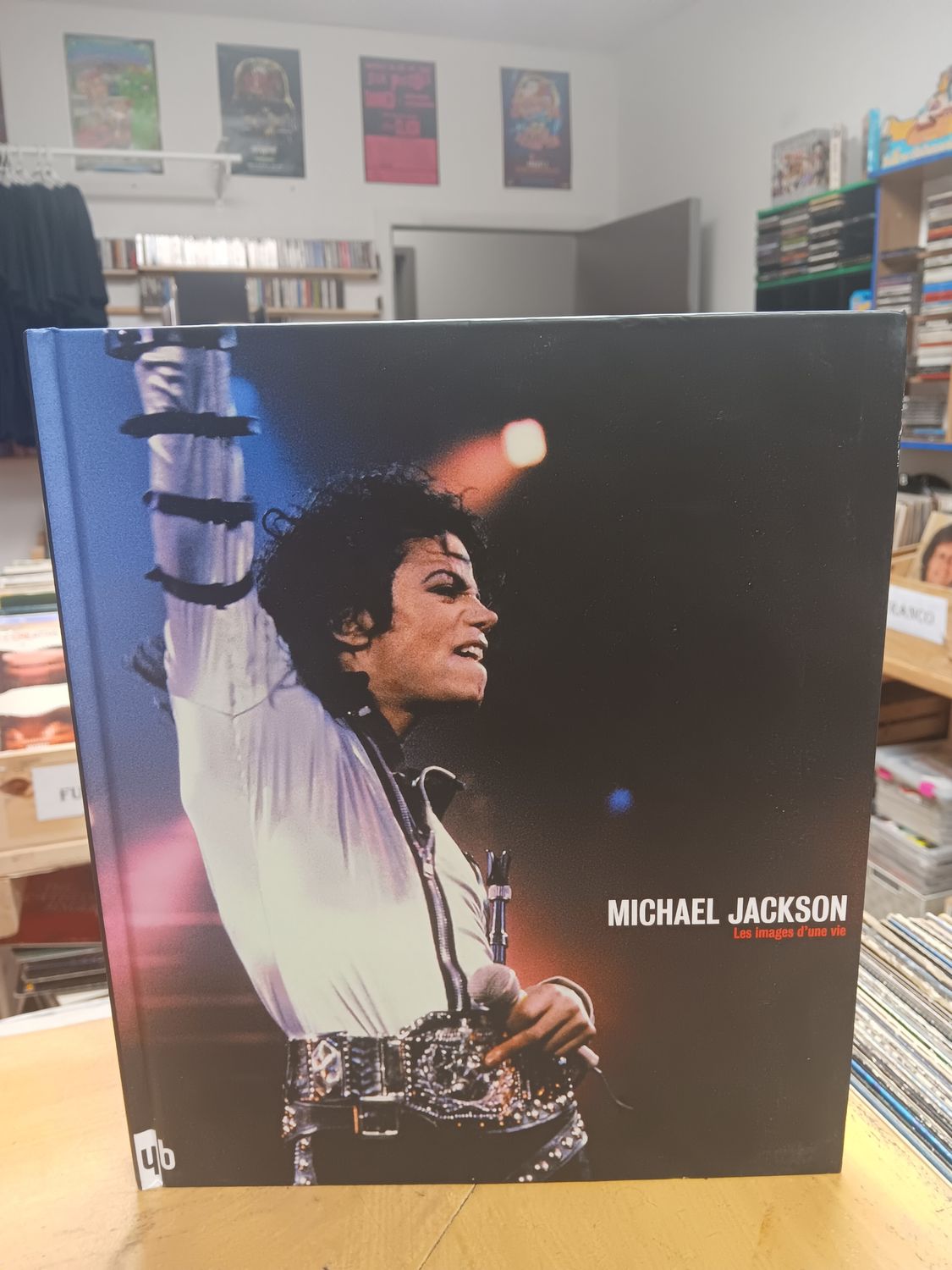 MICHAEL JACKSON LES IMAGES D&#39;UNE VIE (LIVRE)