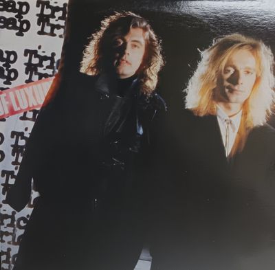 CHEAP TRICK - LAP OF LUXURY