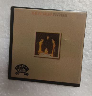 MACARON VINTAGE THE BEATLES ALBUM RARITIES