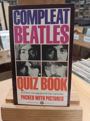 EDWIN GOODGOLD &amp; DAN CARLINSKI - THE COMPLEAT BEATLES QUIZ BOOK (LIVRE)