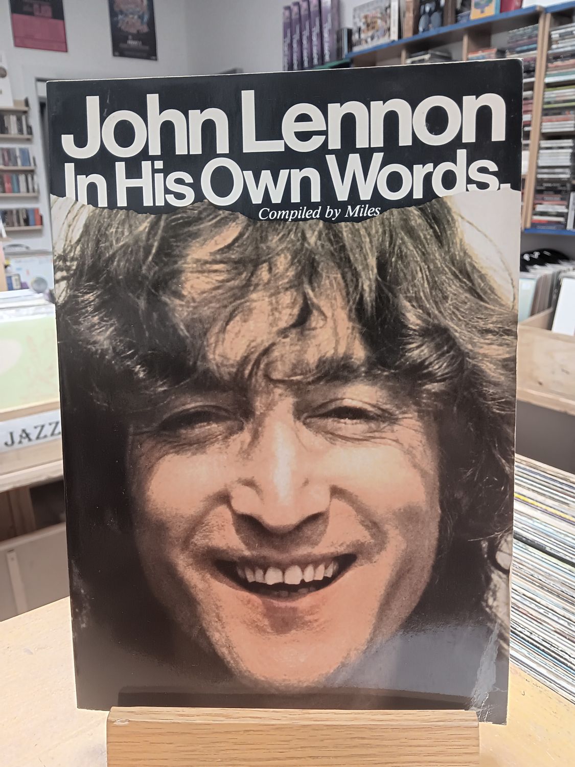 MILES - JOHN LENNON IN HIS OWN WORDS (LIVRE)