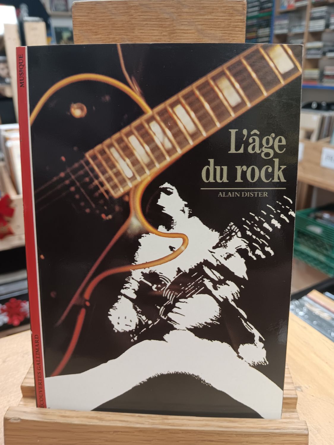 ALAIN DISTER - L&#39;ÂGE DU ROCK (LIVRE)