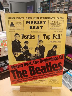 MERSEY BEAT : THE BEGINNINGS OF THE BEATLES (LIVRE)