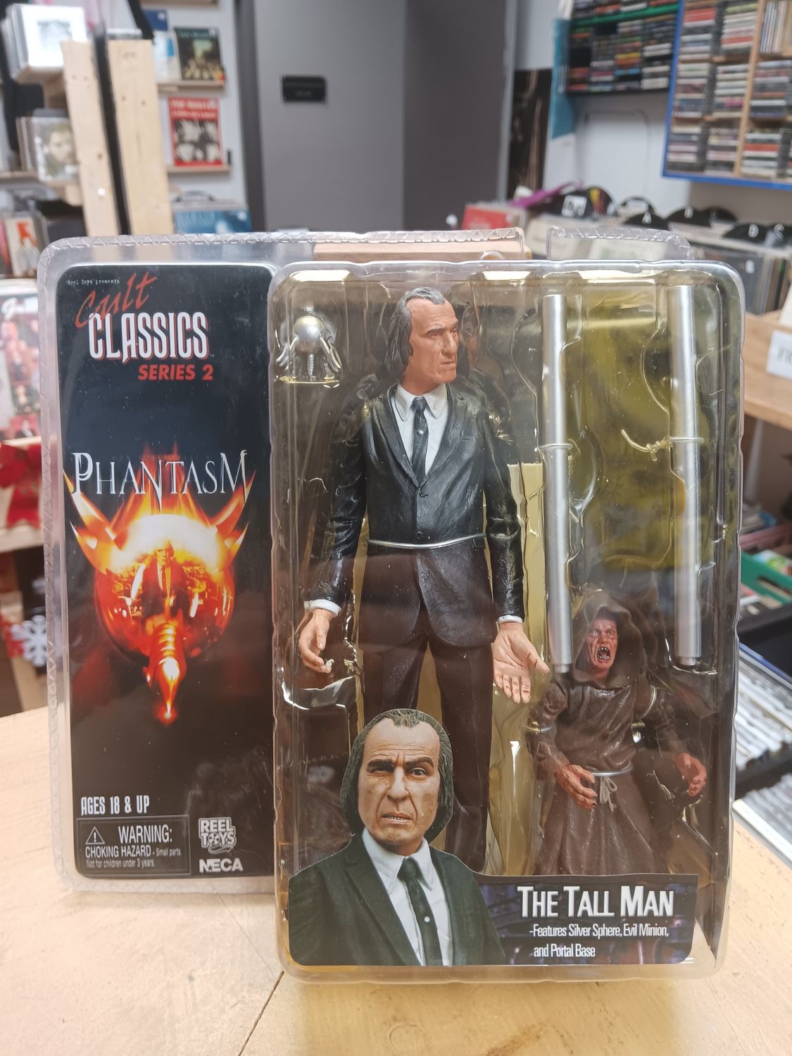 NECA – Cult Classics Series 2 – The Tall Man (Phantasm)
