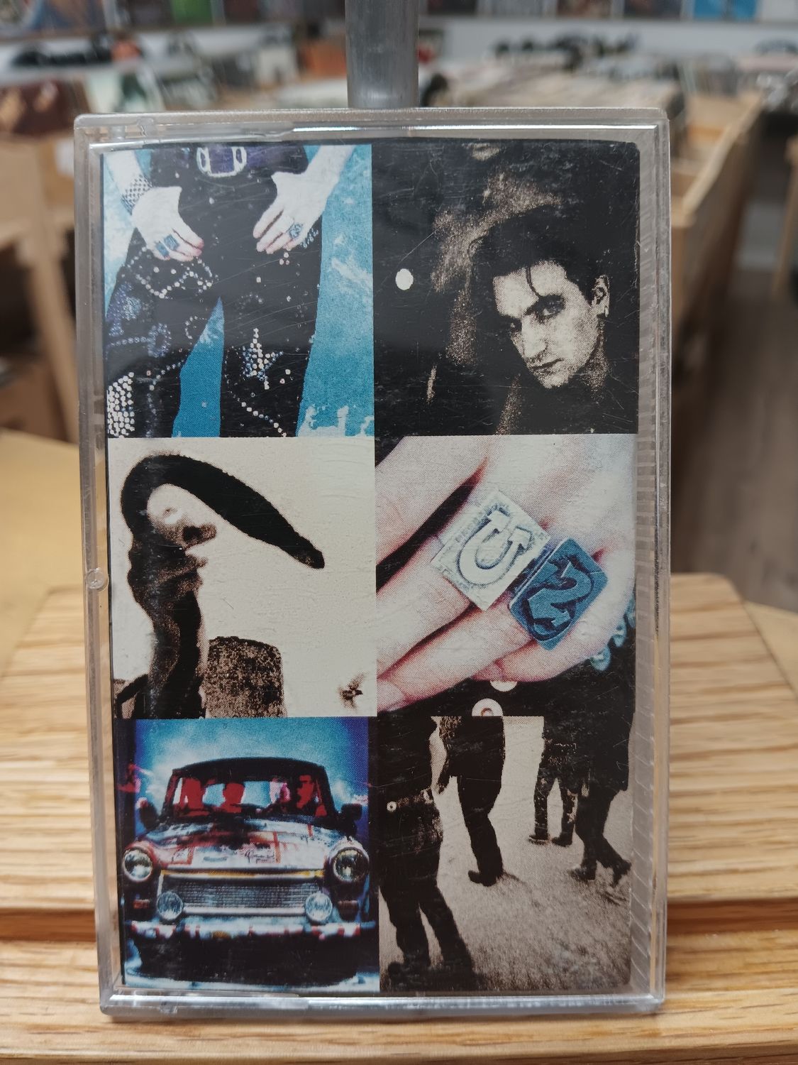 U2 - ACHTUNG BABY (CASSETTE)