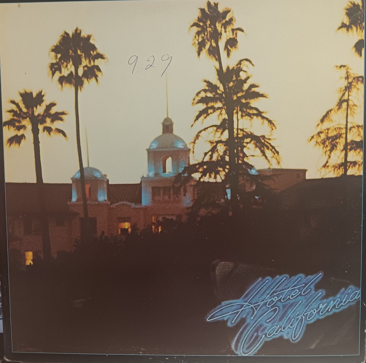 EAGLES - HOTEL CALIFORNIA