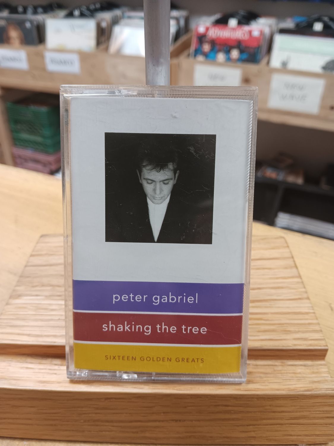 PETER GABRIEL - SHAKING THE TREE : SIXTEEN GOLDEN GREATS (CASSETTE)