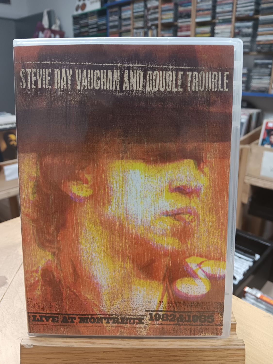 STEVIE RAY VAUGHAN - LIVE AT MONTREUX 1982 &amp; 1985 (DVD)