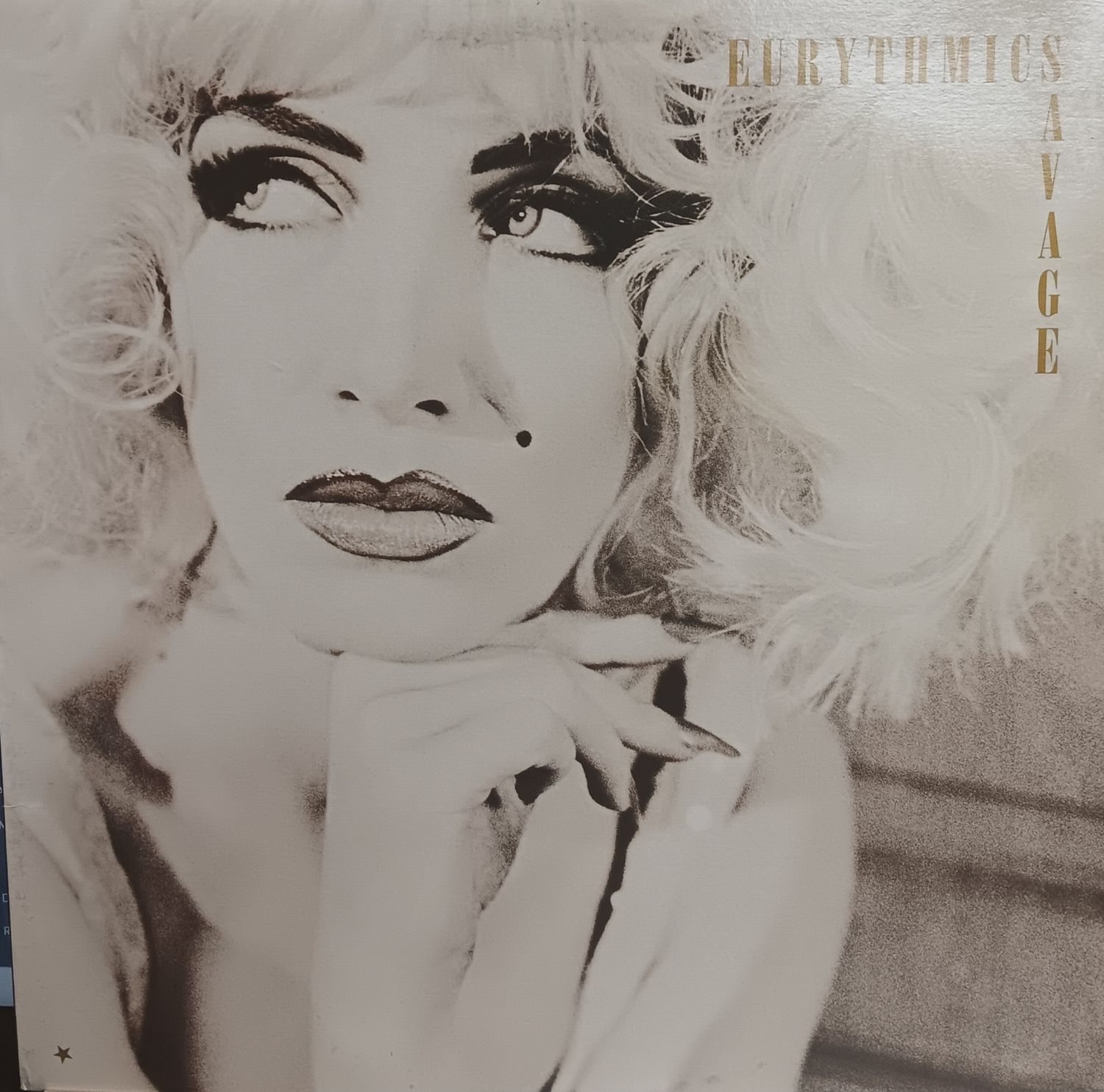 EURYTHMICS - SAVAGE