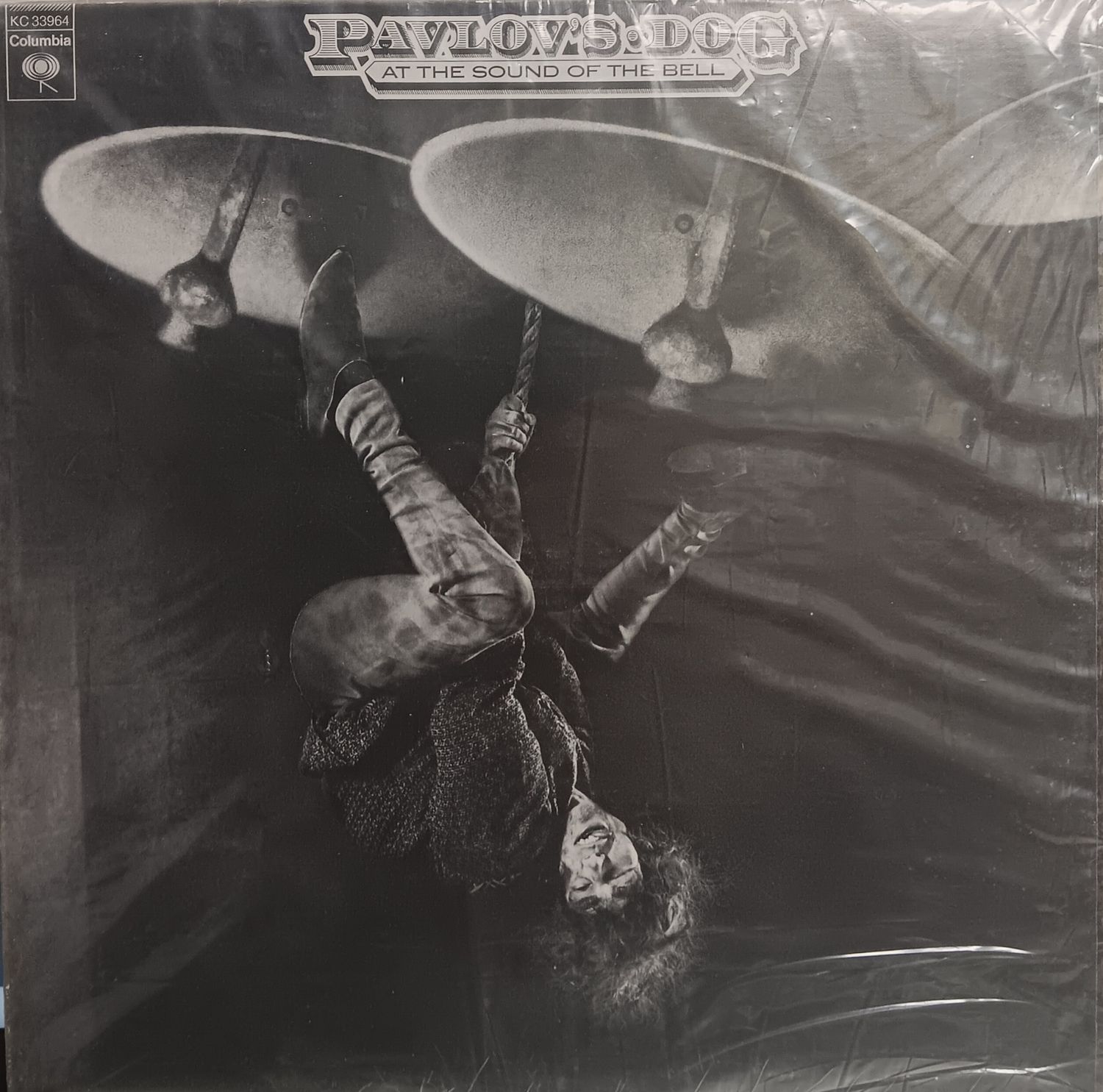 PAVLOV'S DOG - AT THE SOUND OF THE BELL