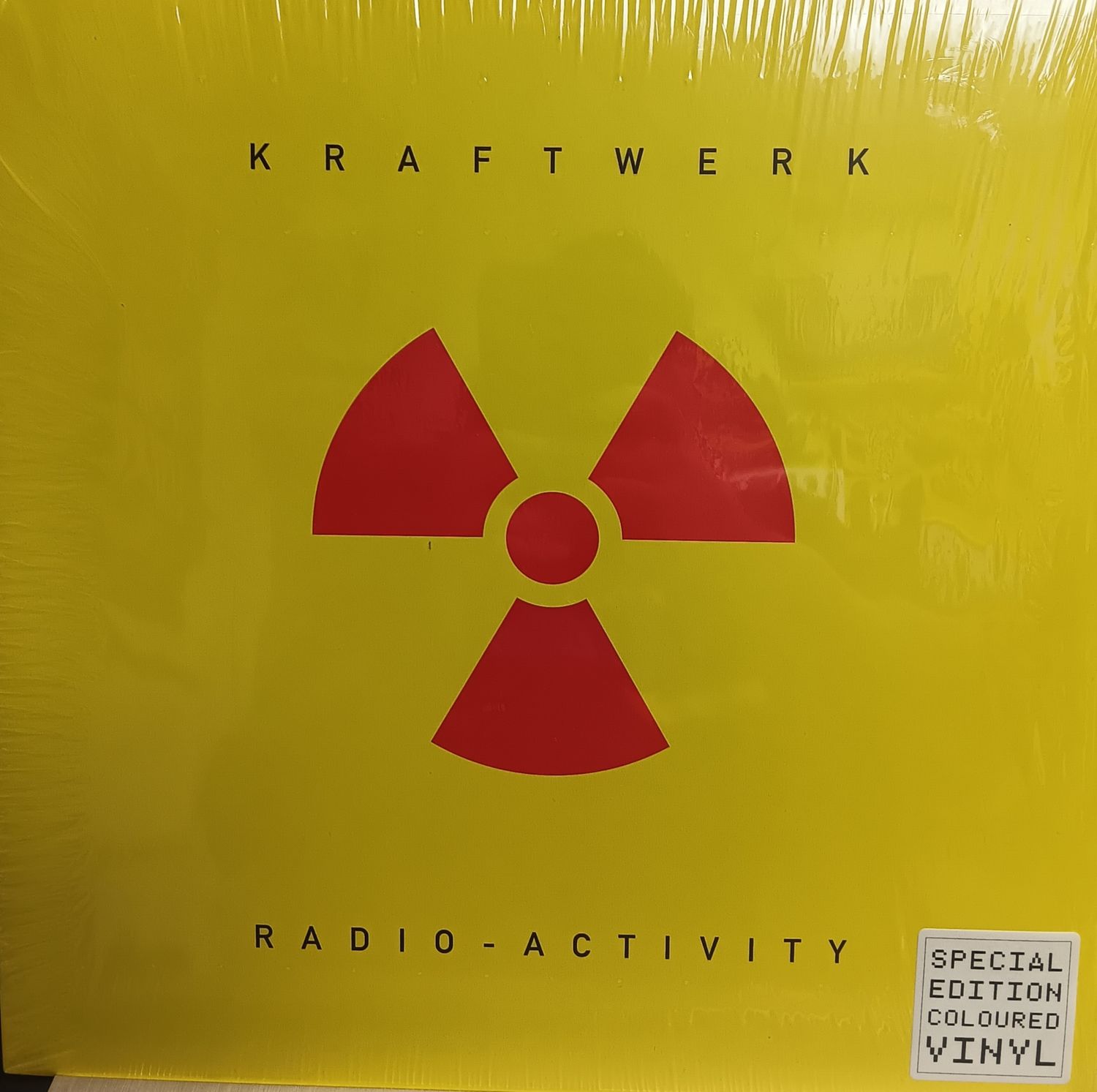 KRAFTWERK - RADIO ACTIVITY (JAUNE)