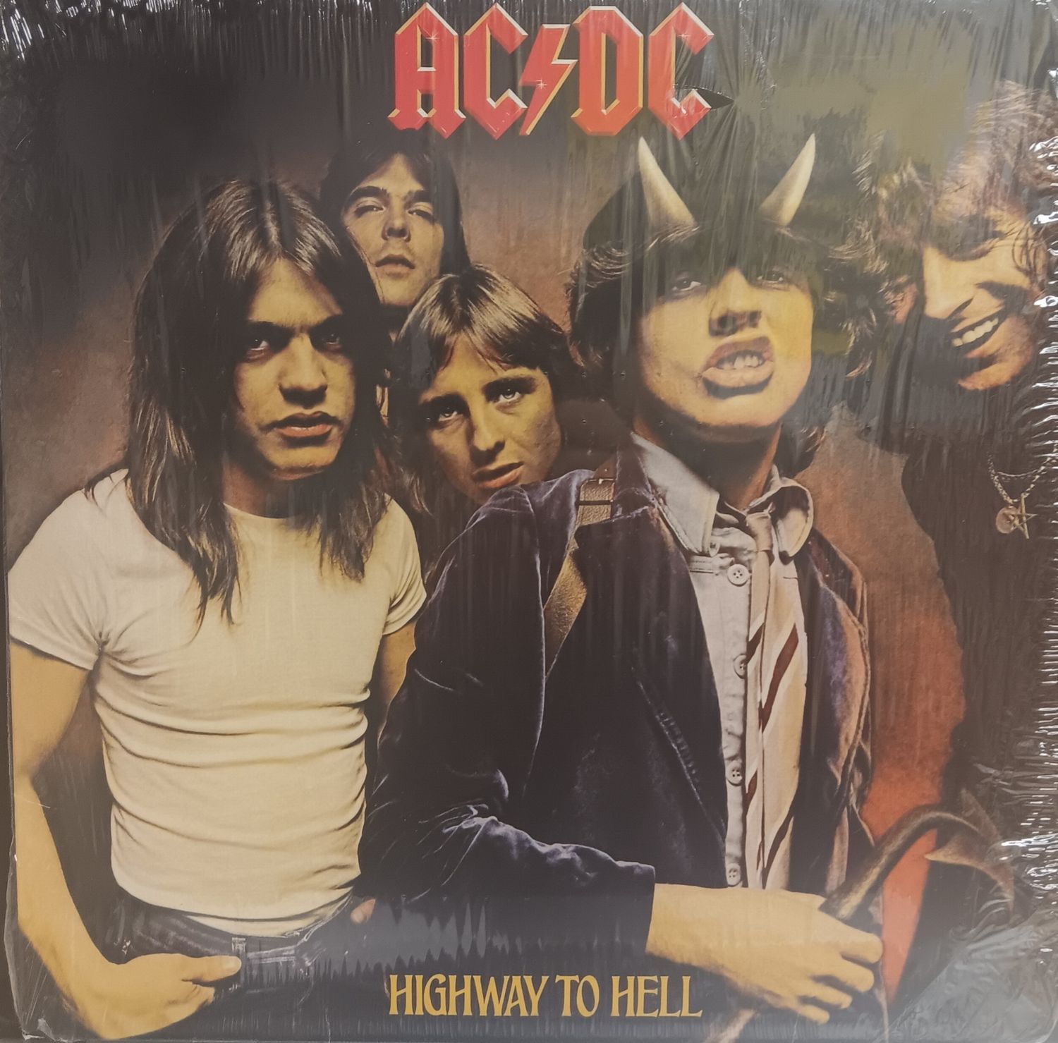 ACDC - HIGHWAY TO HELL
