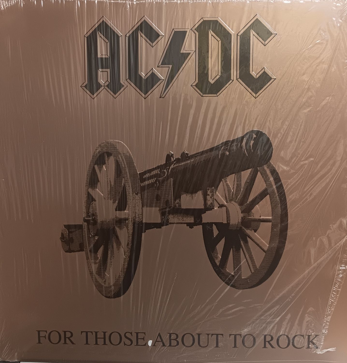 ACDC - FOR THOSE ABOUT TO ROCK