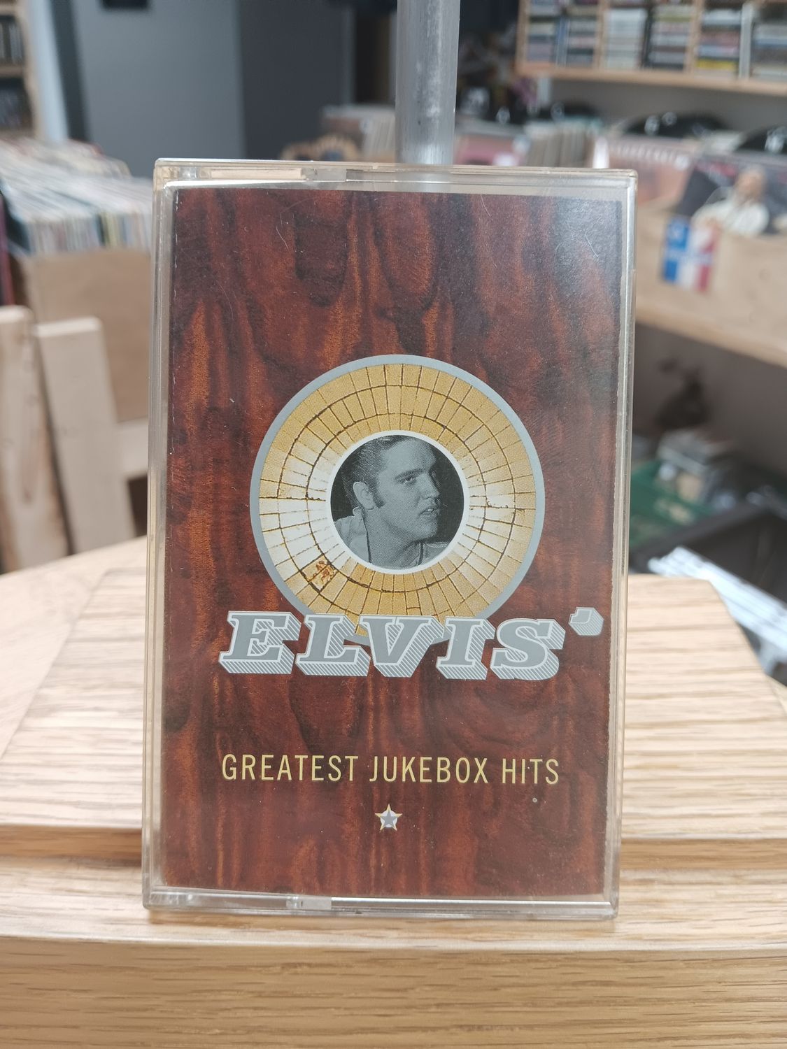 ELVIS PRESLEY - ELVIS GREATEST JUKEBOX HITS (CASSETTE)