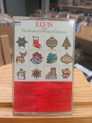 ELVIS PRESLEY - ELVIS SINGS THE WONDERFUL WORLD OF CHRISTMAS (CASSETTE)