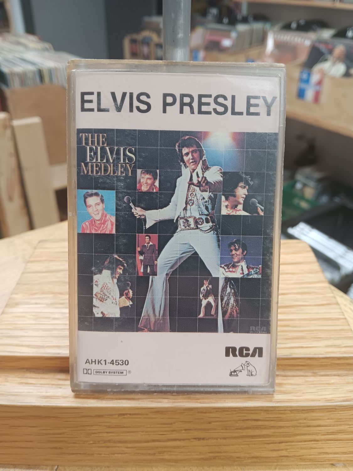 ELVIS PRESLEY - THE ELVIS MEDLEY (CASSETTE)