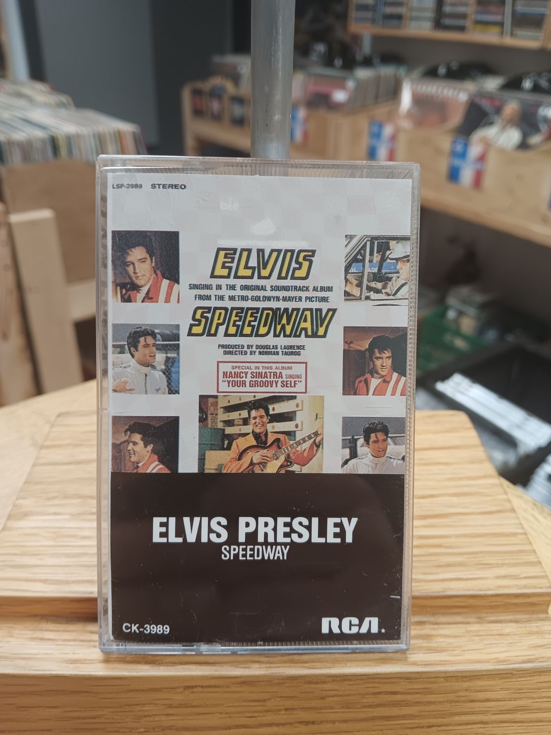 ELVIS PRESLEY - SPEEDWAY (CASSETTE)