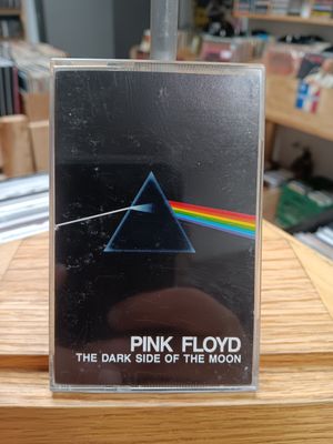 PINK FLOYD - THE DARK SIDE OF THE MOON (CASSETTE)