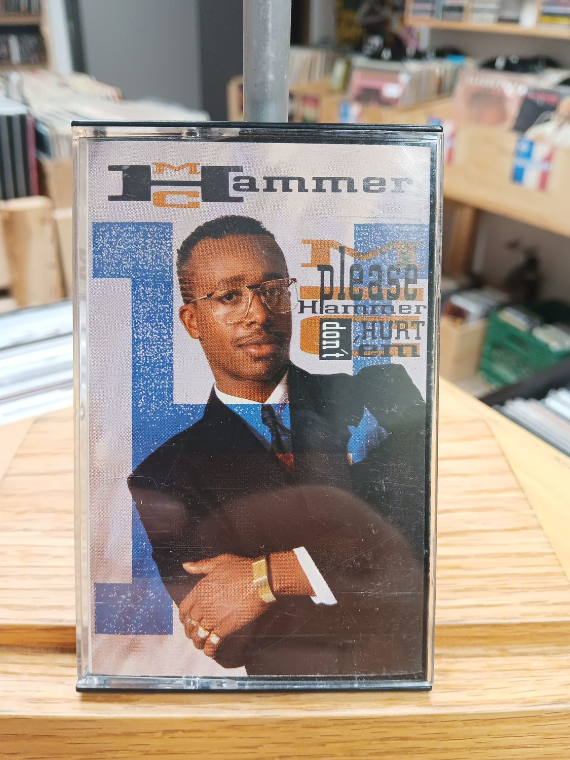 M.C. HAMMER - PLEASE HAMMER DON'T HURT ME (CASSETTE)