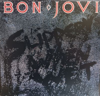 BON JOVI - SLIPPERY WHEN WET