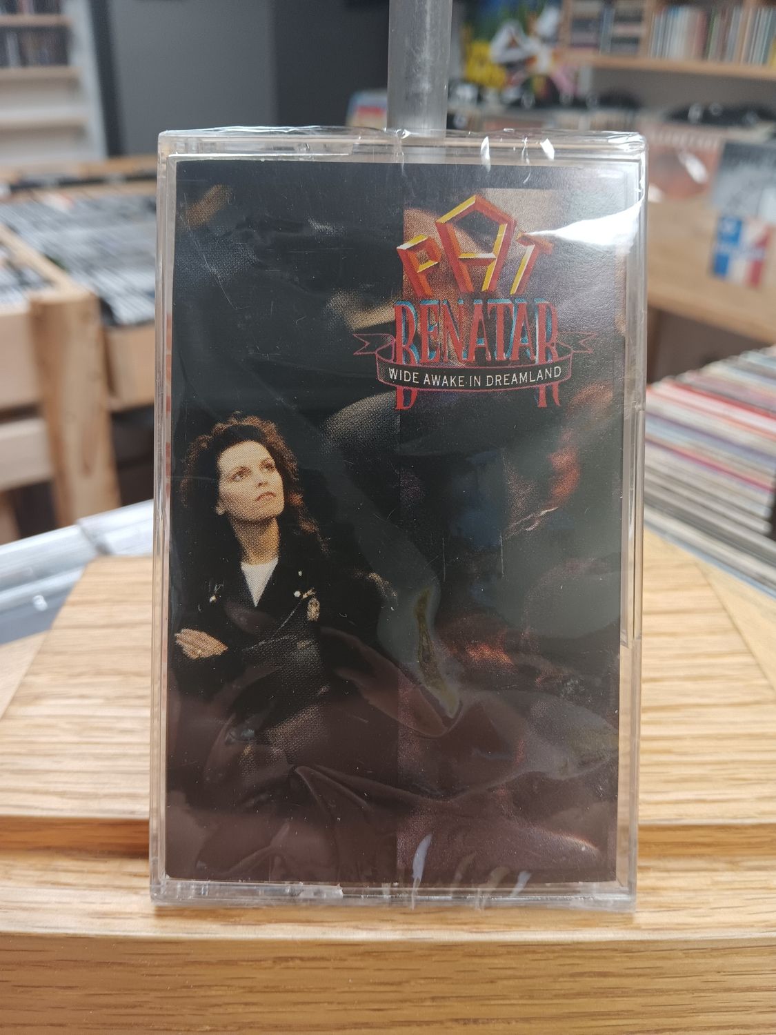 PAT BENATAR - WIDE AWAKE IN DREAMLAND (CASSETTE/SCELLÉ)