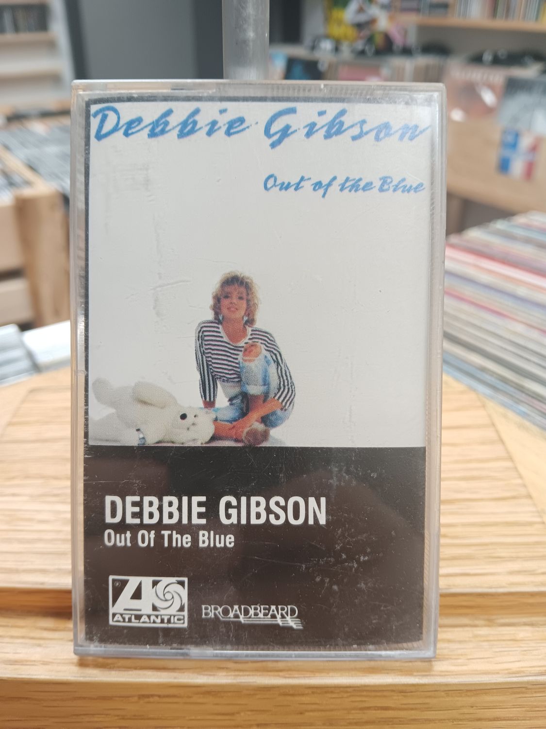 DEBBIE GIBSON - OUT OF THE BLUE (CASSETTE)