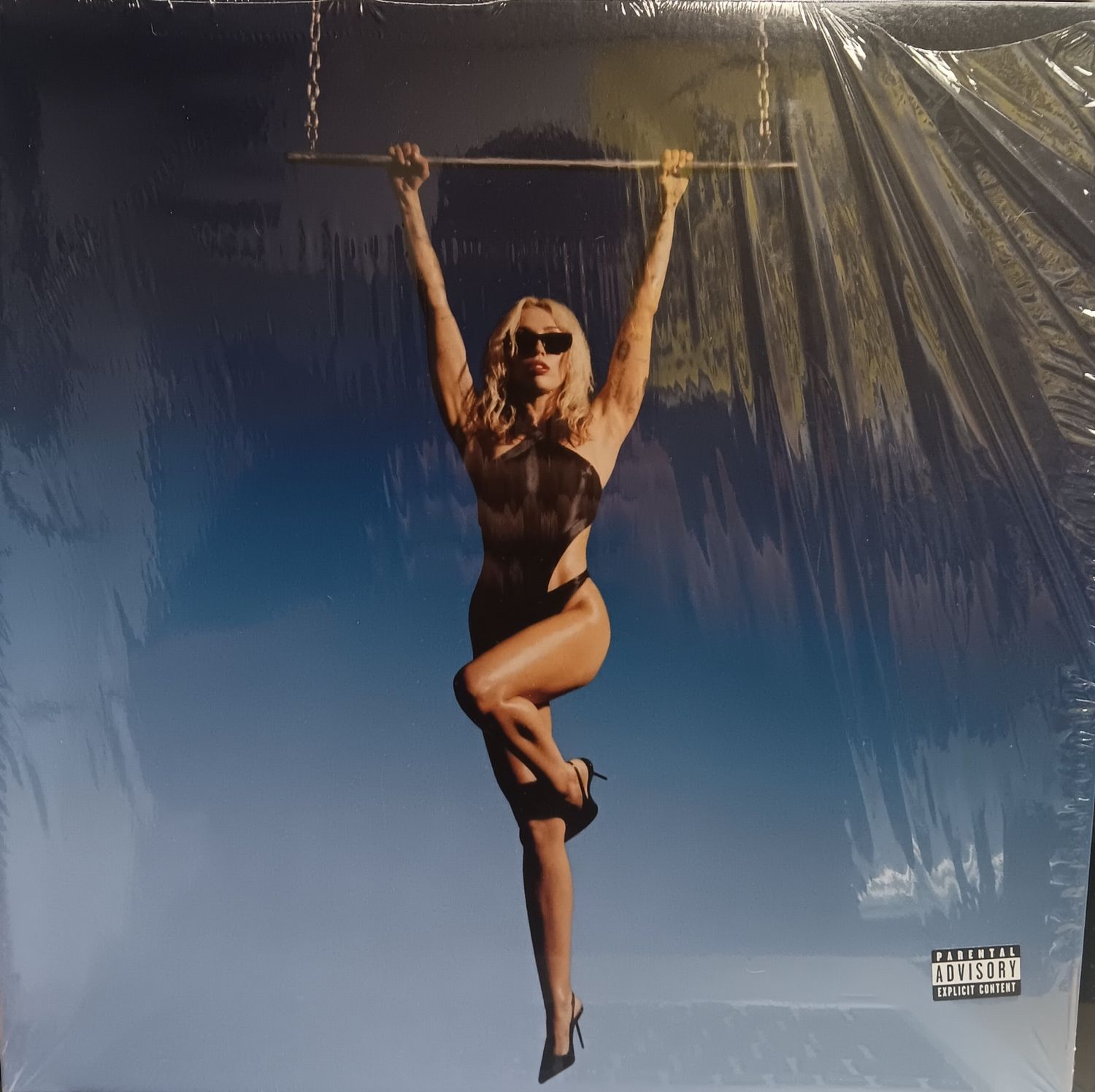 MILEY CYRUS - ENDLESS SUMMER