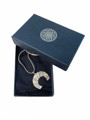 Moon symbol pendant with chain