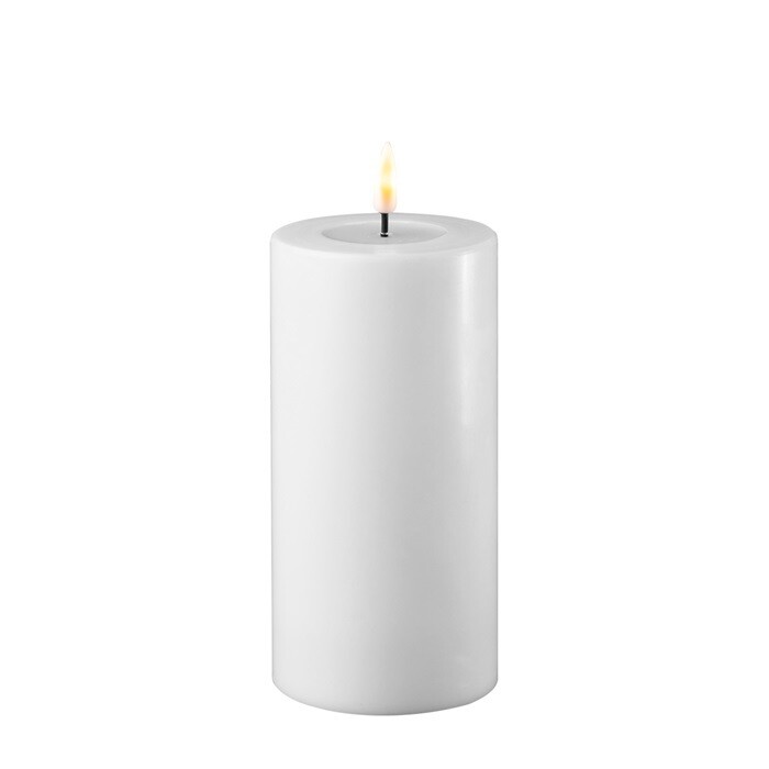 White Pillar Candle. LED. With 3D flame