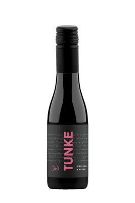 DeWi Tunke mit Riesling und Feigen- Inhalt 235 ml (42,34 € / 1000 ml) DeWi Tunke mit Riesling und Feigen- Inhalt 235 ml (42,34 € / 1000 ml)