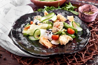 Салат с хрустящими баклажанами