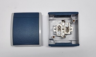 3088 - Tomada  SCHUKO c/ T SAL.IP44