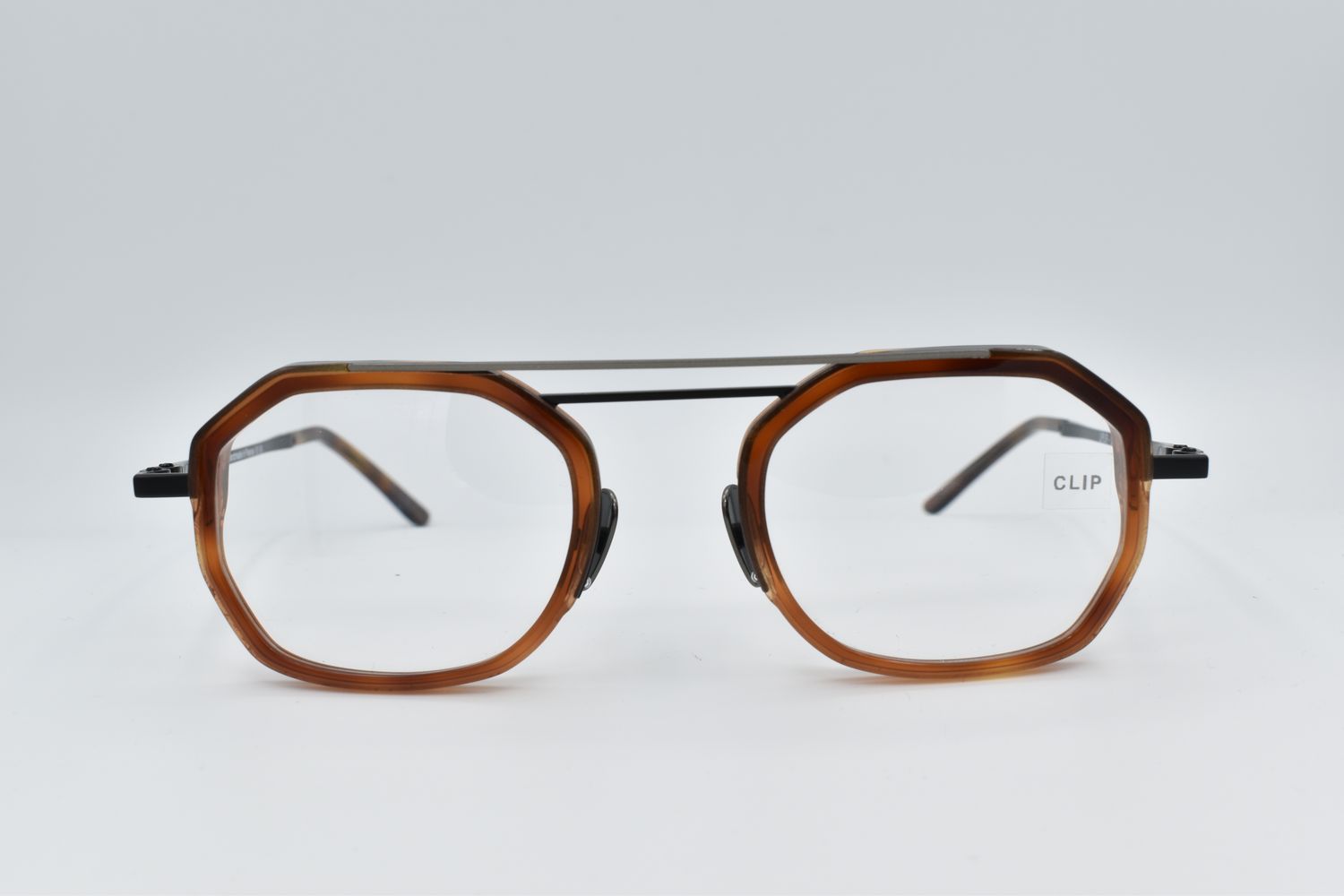 La Petite Lunette Rouge