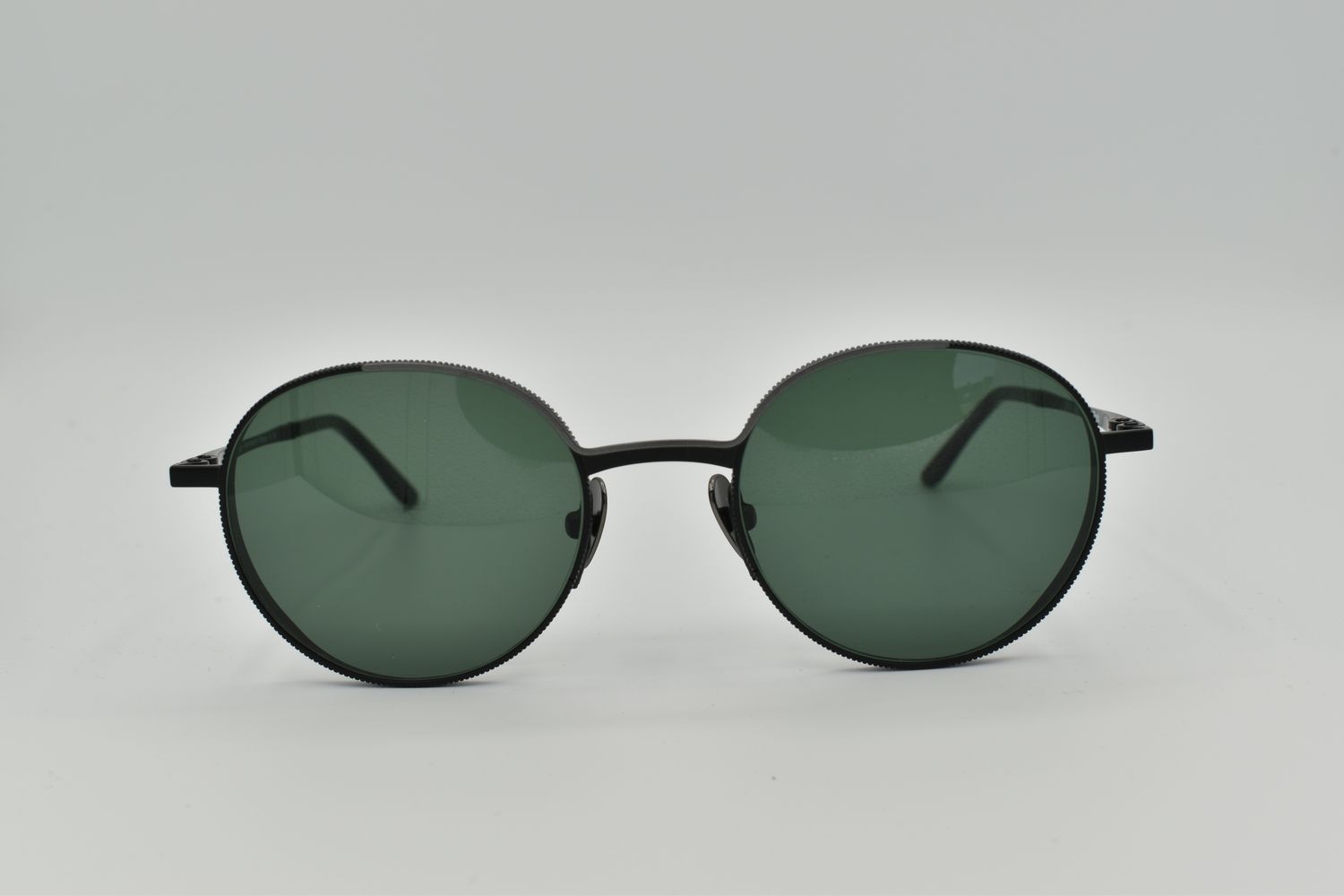 La Petite Lunette Rouge