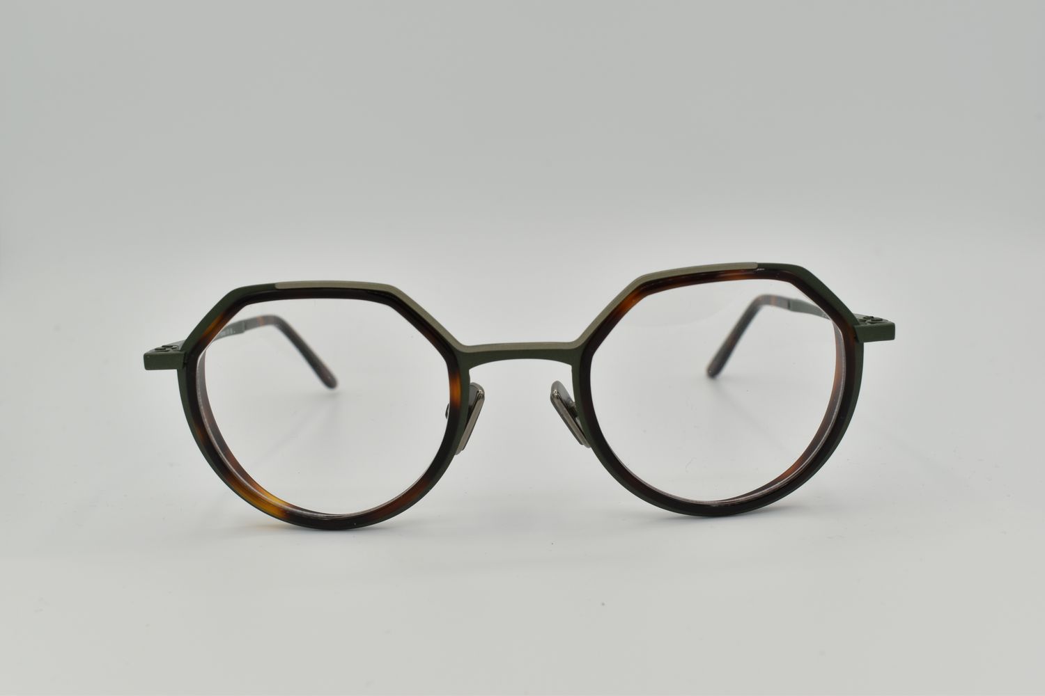 La Petite Lunette Rouge