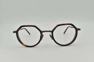 La Petite Lunette Rouge